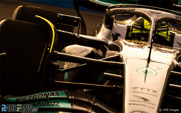 F1 Mercedes benz Team Theme