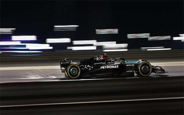 F1 Mercedes benz Team Theme