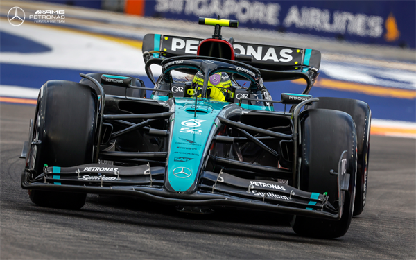 F1 Mercedes benz Team Theme